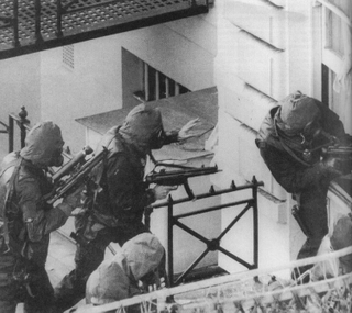 Illustration for article titled Operation Nimrod: Az SAS bemutatkozik a világnak